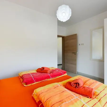 Martin Mit Beheiztem Pool With Heated Pool شقة