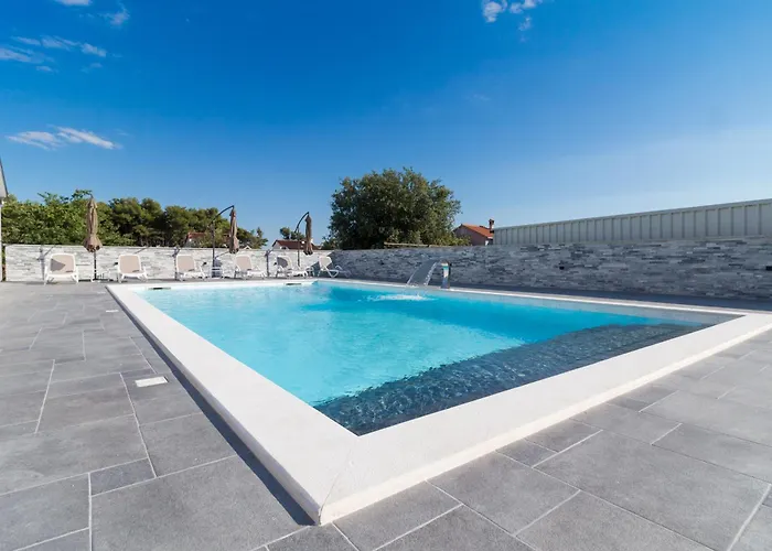 Martin Mit Beheiztem Pool With Heated Pool * Bibinje