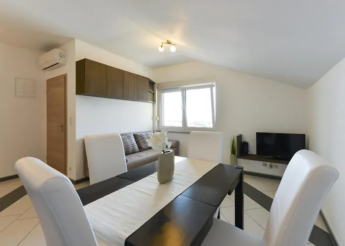 Martin Mit Beheiztem Pool With Heated Pool