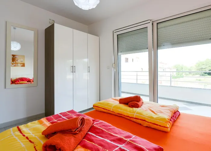 Martin Mit Beheiztem Pool With Heated Pool Apartman