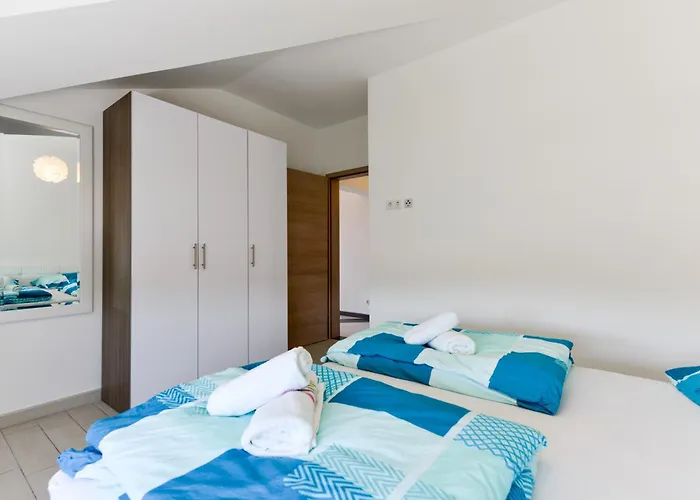 Martin Mit Beheiztem Pool With Heated Pool Bibinje