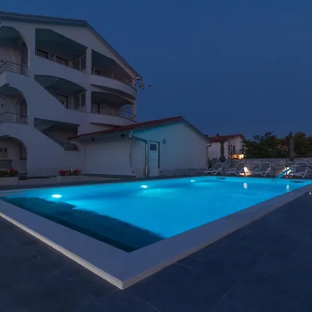 Martin Mit Beheiztem Pool With Heated Pool * Bibinje
