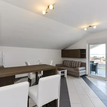 Martin Mit Beheiztem Pool With Heated Pool Bibinje