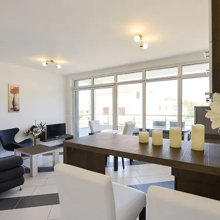 Martin Mit Beheiztem Pool With Heated Pool Apartament Bibinje