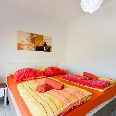 Martin Mit Beheiztem Pool With Heated Pool Apartament *